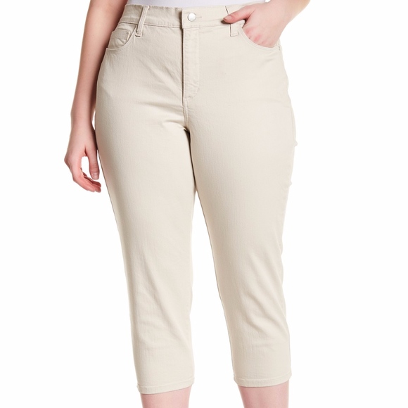 nydj plus size capris